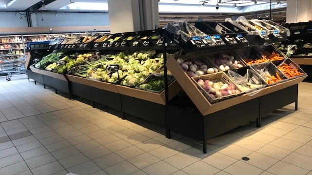 RAYON FRUITS & LEGUMES AVEC NEBULISATION MIGROS THOIRY